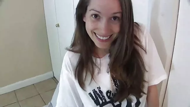 Loira filme pornô falando em português quente e molhada