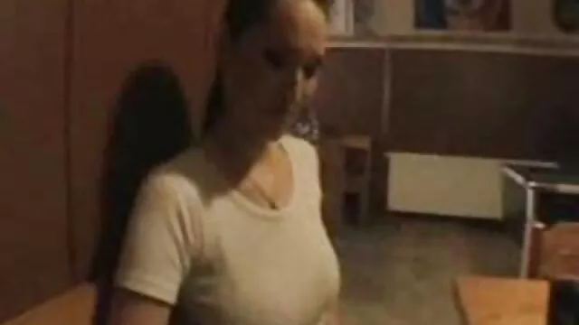 Velho musculado vídeo de pornô brasileiro português a sondar o pára-quedas.