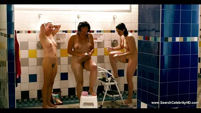 Miúda com filme pornô de português tatuagem sexy fodida