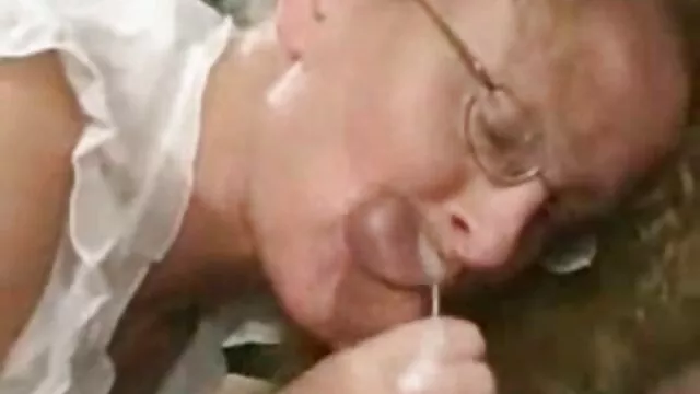 A modelo excitada Joymii é fodida no rabo depois filme de pornô de português de uma sessão de fotos