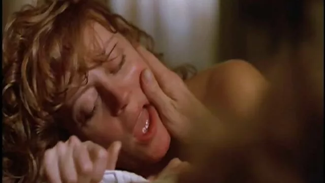Miúdas excitadas enlouquecem numa festa filme pornografico portugues de sexo.