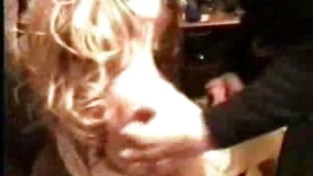Tuffy e naughty filme pornô de português teen dominados por um casal