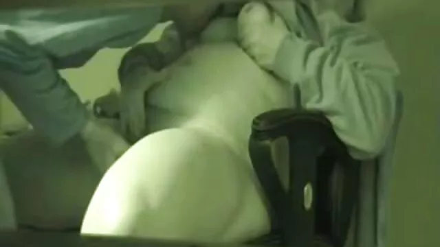 Trabalho de pés # 50 em meias em vídeo amador, punheta em bolas, Punheta filme pornô brasileiro português quente com cum