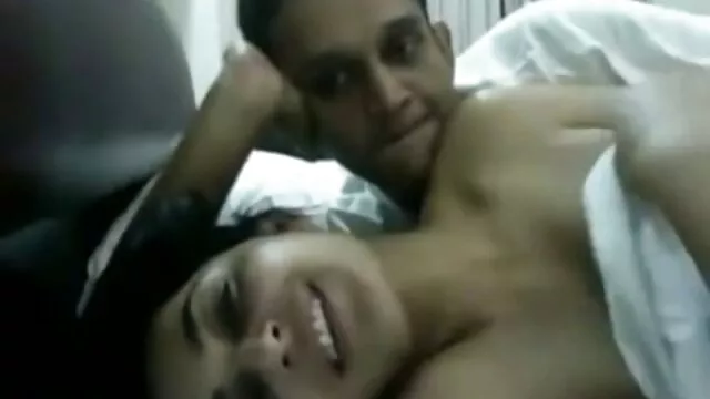 massagens e depois fode com filme pornô brasileiro falando português o cliente.
